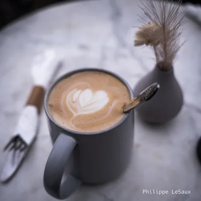 A latte in an outdoor patio